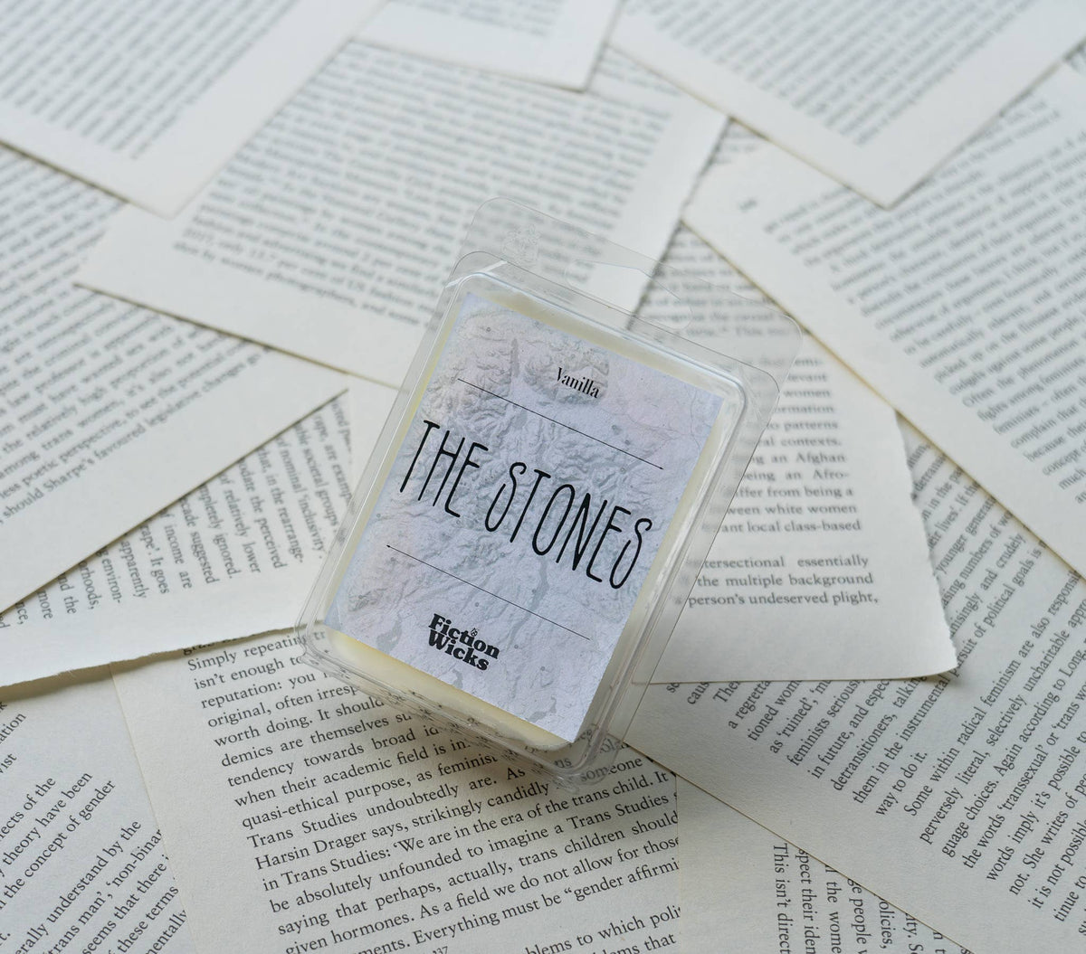 The Shire Candle | greenhouse scented vegan soy : 150g candle