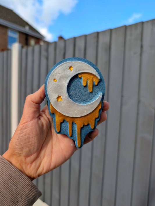 Moon Drip Bath Bomb
