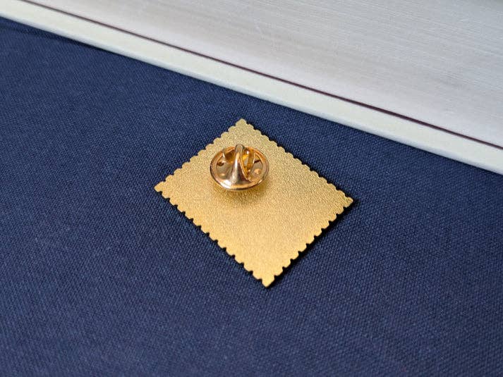 Alice's Adventures in Wonderland: Gold Enamel Pin Badge