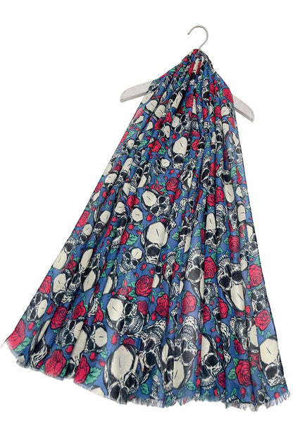Skulls and Roses Print Frayed Scarf: Grey