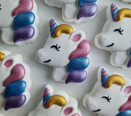 Unicorn Head Bath Bomb: Raspberry Fizz