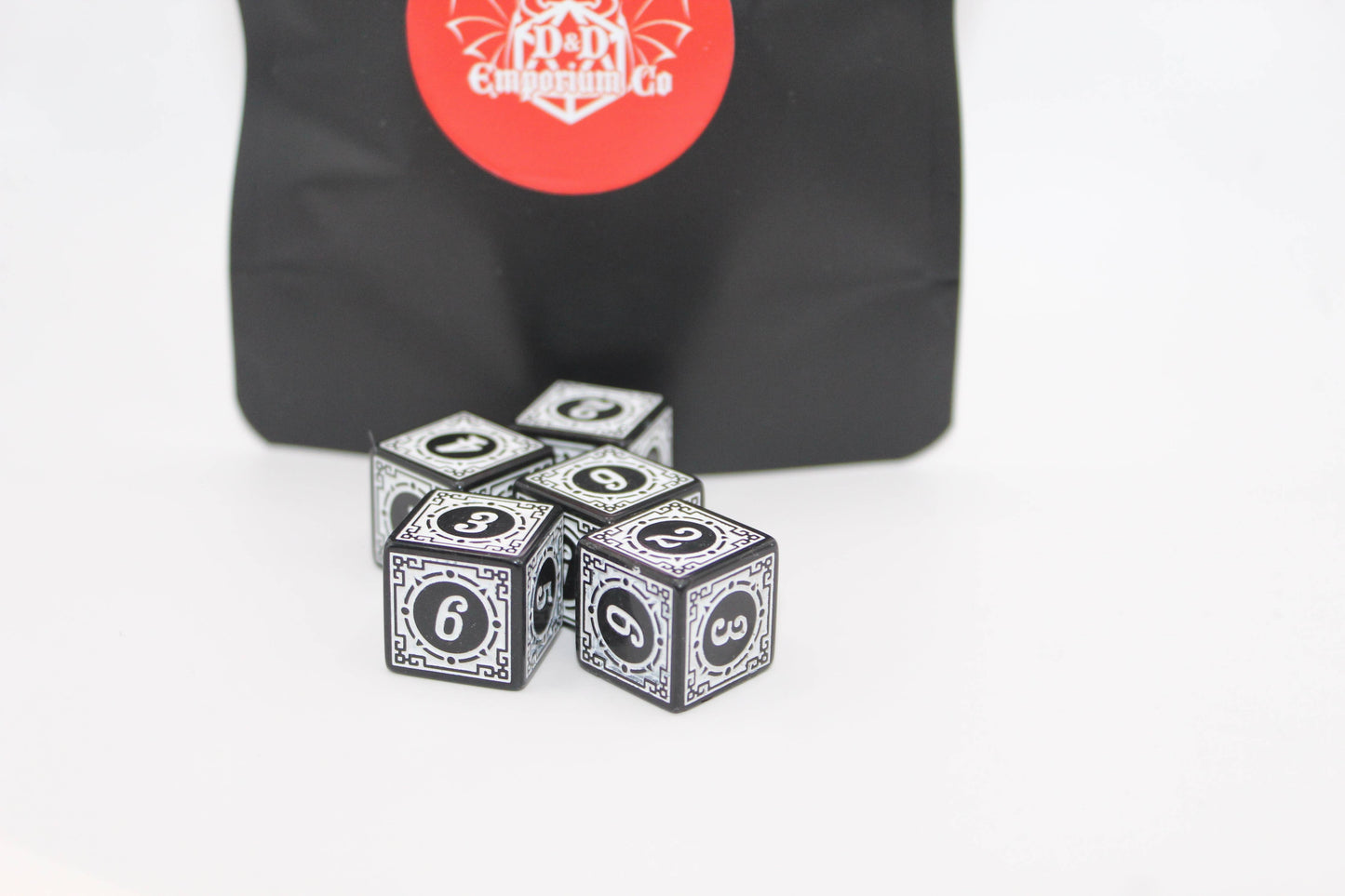 Antique White D6 5 Piece Set
