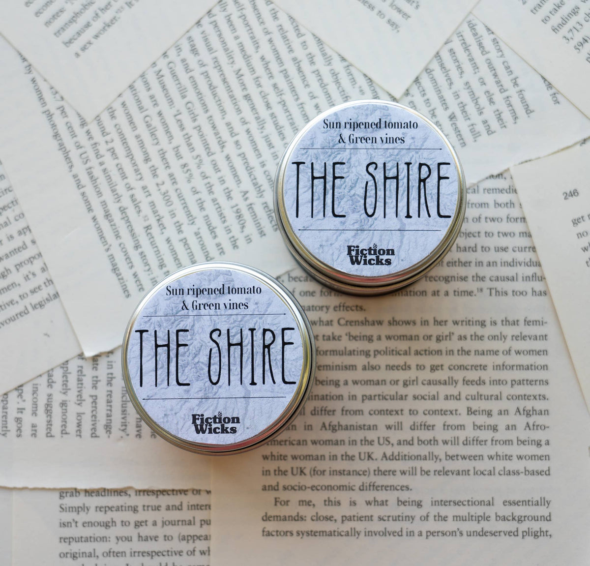The Shire Candle | greenhouse scented vegan soy : 150g candle